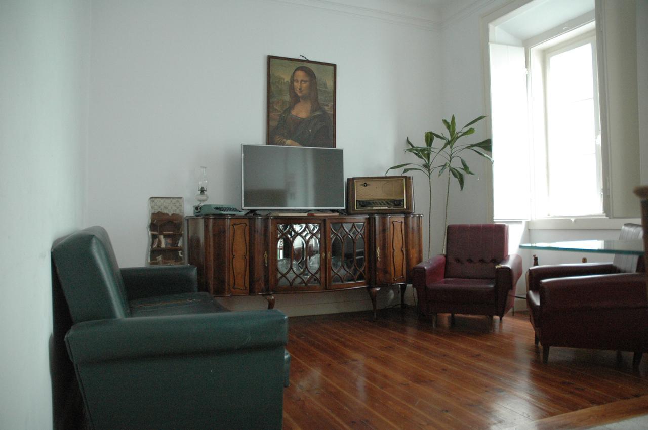 ホテルLargo Residencias Lisboa エクステリア 写真